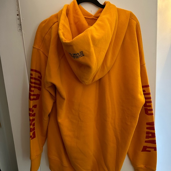 Orange sweater worn it once as a Halloween costume; dressed up as Ariana Grande - Picture 3 of 4